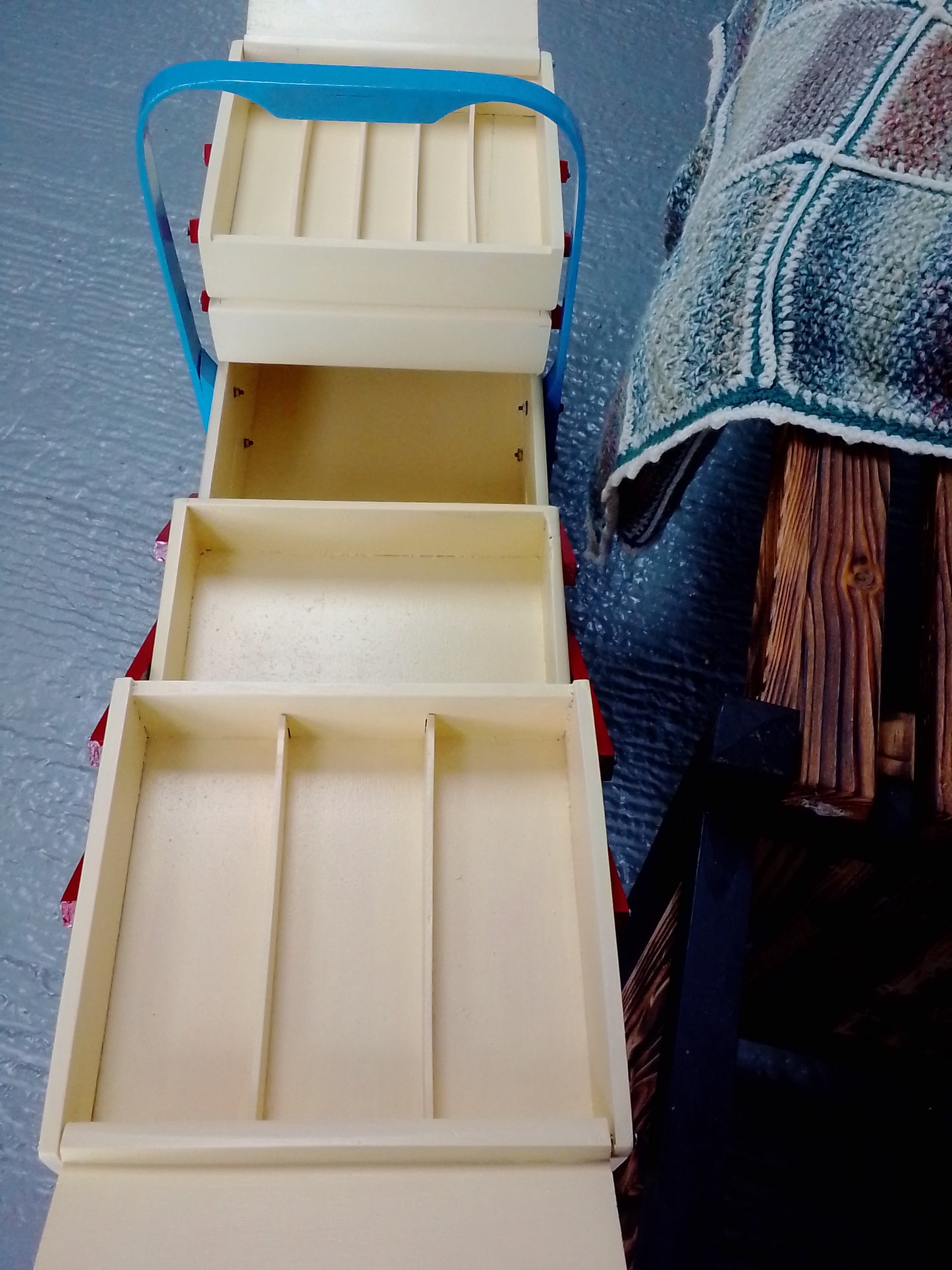 Cantilevered sewing box with removable legs
