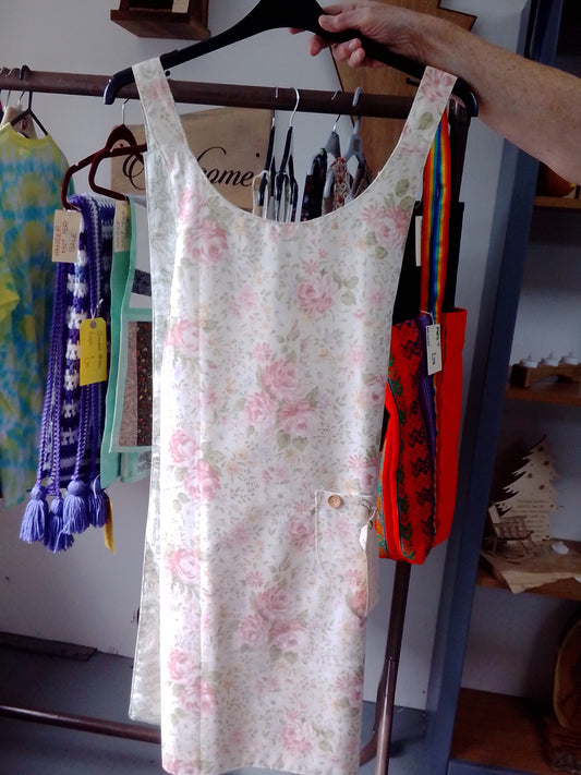 Adult apron.